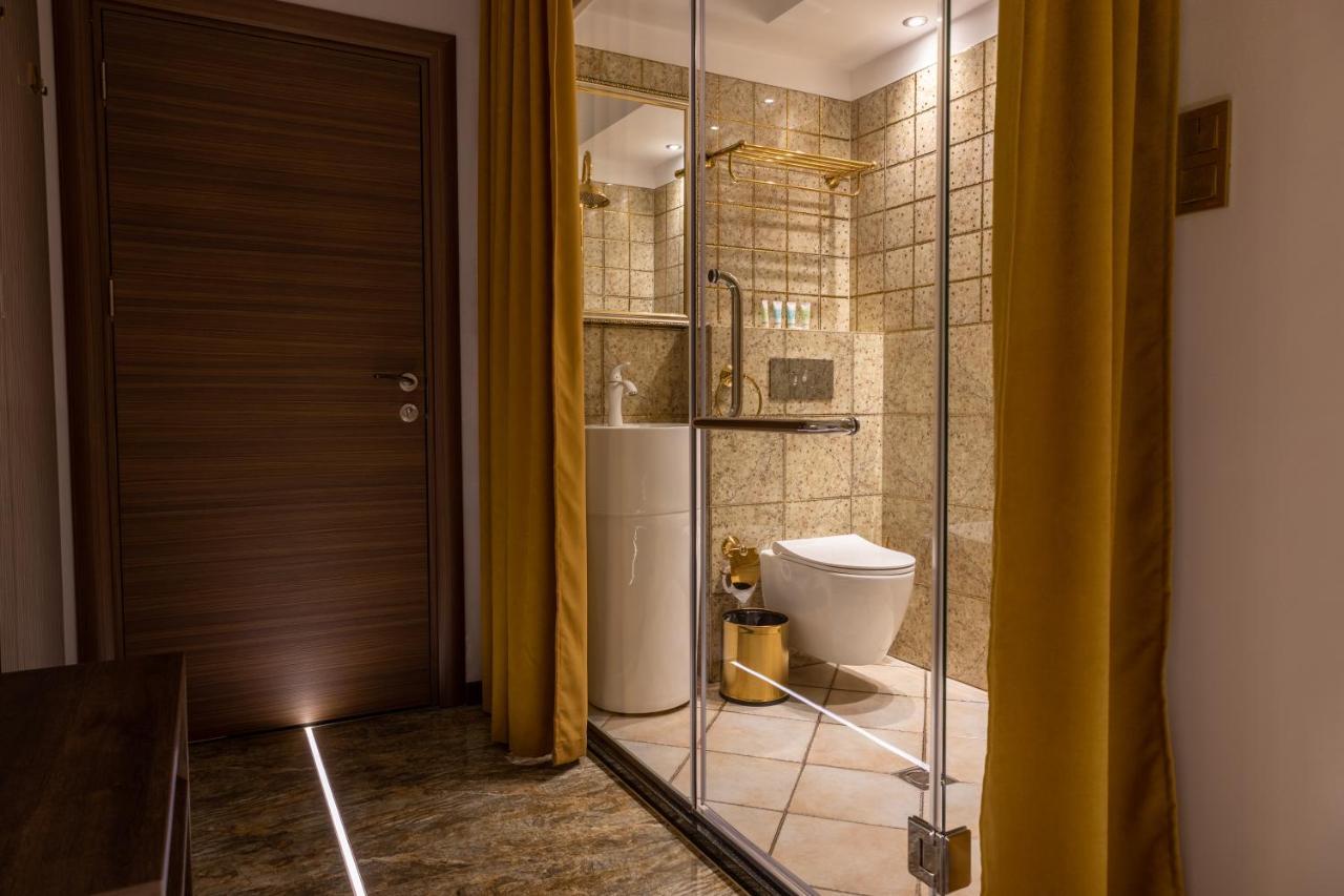Hidden Bank: Golden Apartment พลอฟดิฟ ภายนอก รูปภาพ